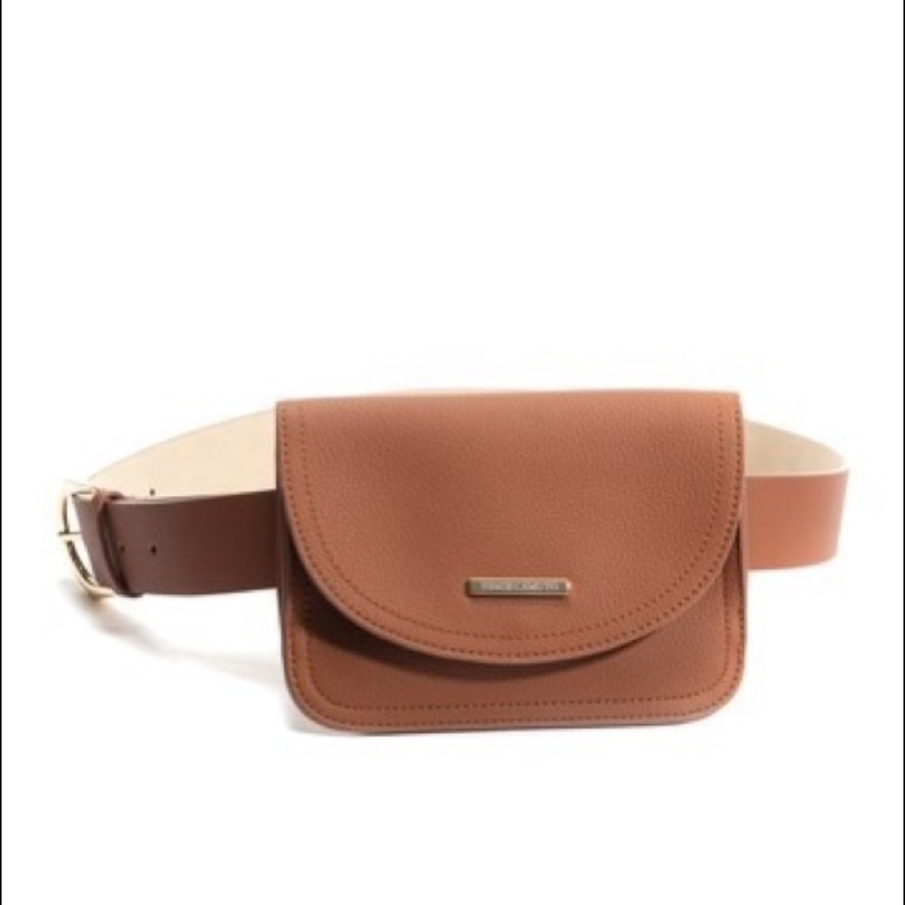 🌸 Pebble Grain Belt Bag🌸 VINCE CAMUTO